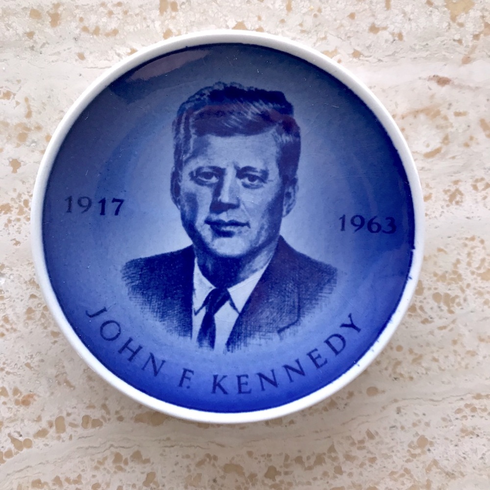 VINTAGE ROYAL COPENHAGEN JFK DATED MINI PLATE